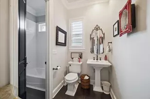 205 W 24th St, Houston, TX 77008 - Photo 4