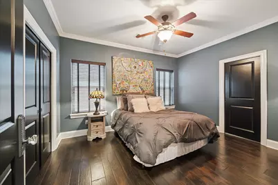 205 W 24th Street, Houston, TX 77008 - Photo 14