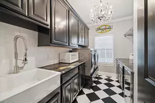 205 W 24th St, Houston, TX 77008 - Photo 26