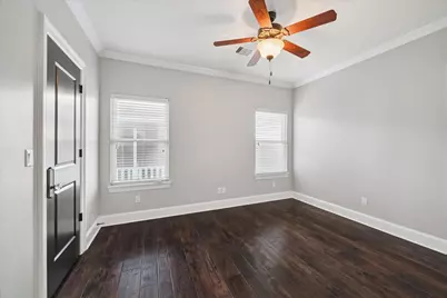 205 W 24th Street, Houston, TX 77008 - Photo 20