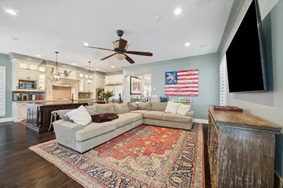 205 W 24th Street, Houston, TX 77008 - Photo 6