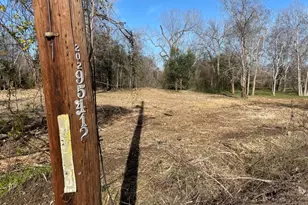 202 Leago Street St, Houston, TX 77022 - Photo 1