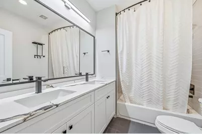 2032 W Tidwell Road, Houston, TX 77091 - Photo 32