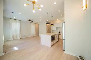 2032 W Tidwell Rd, Houston, TX 77091 - Photo 14