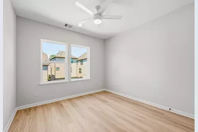 2032 W Tidwell Road, Houston, TX 77091 - Photo 24