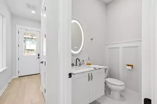 2032 W Tidwell Rd, Houston, TX 77091 - Photo 8