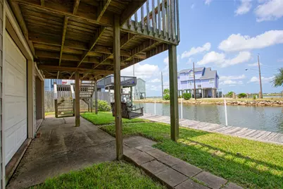 114 Bayou Vista Drive, Hitchcock, TX 77563 - Photo 6