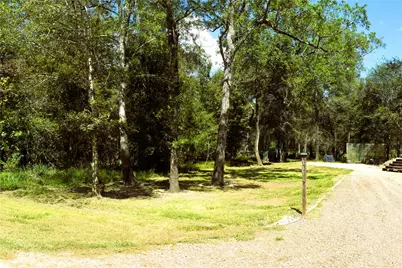 315 Center Drive, Cleveland, TX 77327 - Photo 8