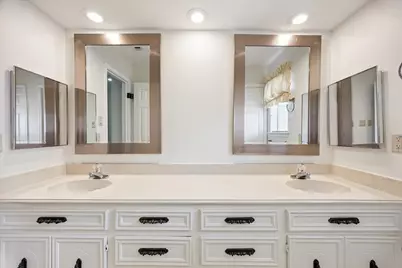 15711 Brook Forest Drive, Houston, TX 77059 - Photo 16
