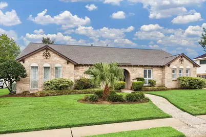 15711 Brook Forest Drive, Houston, TX 77059 - Photo 2