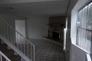 1922 Maux Dr, Houston, TX 77043 - Photo 2