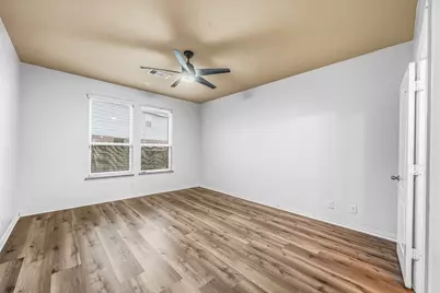 2403 Summers Glen Court, Katy, TX 77449 - Photo 10