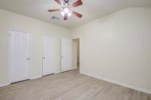 14903 Lanai Dr, Baytown, TX 77523 - Photo 10