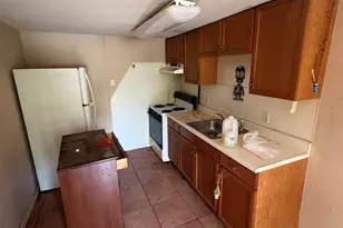 148 Cooper Rd, Houston, TX 77076 - Photo 2