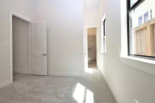 816 W 22nd St, Houston, TX 77008 - Photo 14