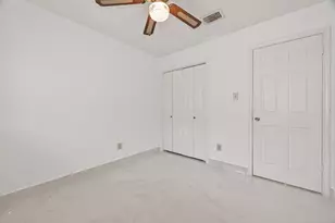 3306 S Greenpark Dr Dr, Houston, TX 77082 - Photo 36