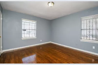 5510 Ricky Street, Houston, TX 77033 - Photo 10