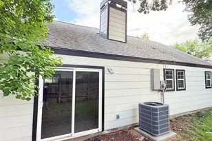 6330 Coachwood Dr, Houston, TX 77035 - Photo 26