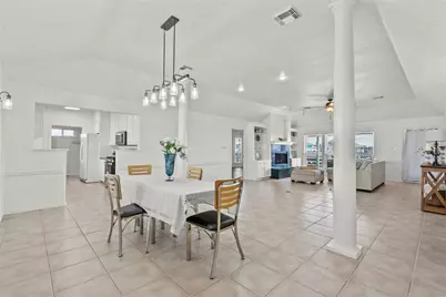 933 Bonita Street, Bayou Vista, TX 77563 - Photo 10