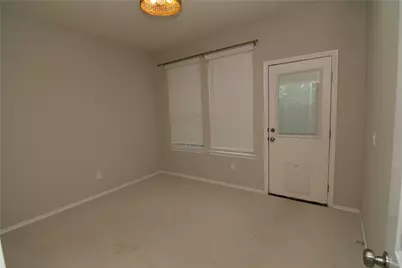 10957 Cannes Memorial Drive, Houston, TX 77043 - Photo 4