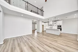 8727 Silver Crest Ln, Missouri City, TX 77459 - Photo 6