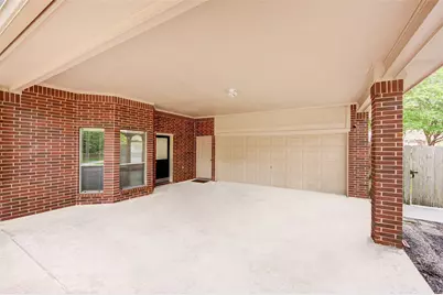 11 E Wedgemere Circle, The Woodlands, TX 77381 - Photo 6