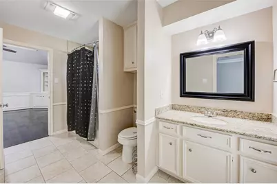 11 E Wedgemere Circle, The Woodlands, TX 77381 - Photo 42