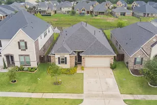 122 Hollow Terrace Ct, Tomball, TX 77375 - Photo 2