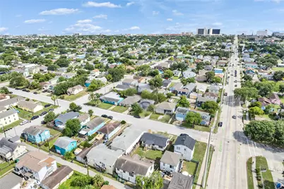 5224 Bernardo De Galvez, Galveston, TX 77551 - Photo 8