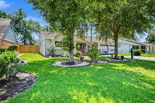 4311 Dragonwick Dr, Houston, TX 77045 - Photo 2