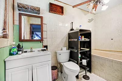 4311 Dragonwick Drive, Houston, TX 77045 - Photo 22
