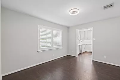 1318 Spillers Lane, Houston, TX 77043 - Photo 4