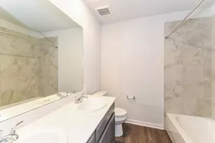 321 Lakeway Circle, Anahuac, TX 77514 - Photo 14