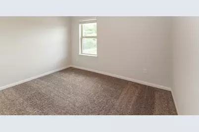 321 Lakeway Circle, Anahuac, TX 77514 - Photo 10