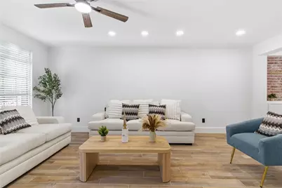 811 Lovett Boulevard #21, Houston, TX 77006 - Photo 2