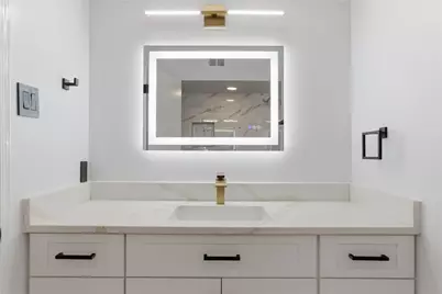 811 Lovett Boulevard #21, Houston, TX 77006 - Photo 14