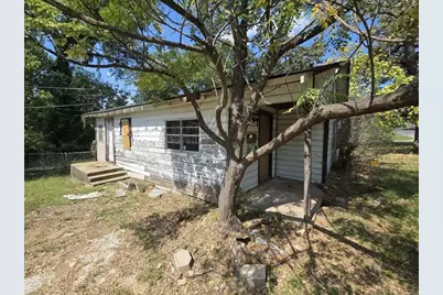 1007 S Scullin Avenue, Denison, TX 75020 - Photo 2