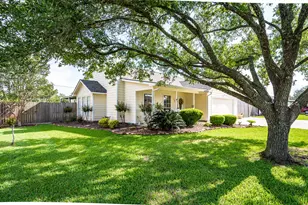 1311 Alpha Ln, Crosby, TX 77532 - Photo 2