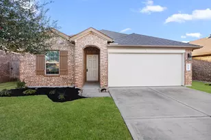 8014 Ecru Ln, Rosharon, TX 77583 - Photo 2