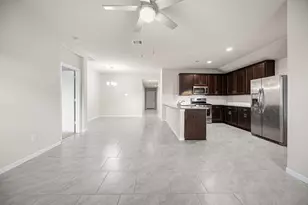 8014 Ecru Ln, Rosharon, TX 77583 - Photo 4