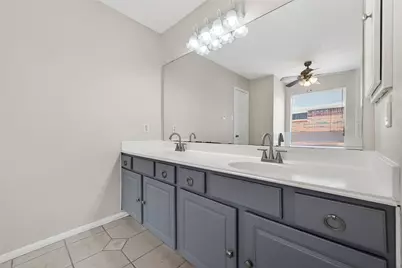 6002 Villa Hills Drive, Houston, TX 77066 - Photo 44