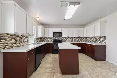 6002 Villa Hills Drive, Houston, TX 77066 - Photo 4
