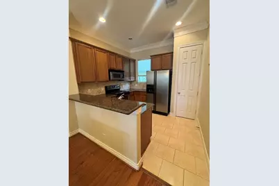 9007 Harbor Hills Drive, Houston, TX 77054 - Photo 4