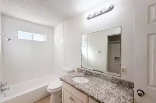 15803 Dunmoor Dr, Houston, TX 77059 - Photo 14