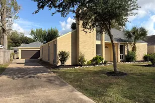 15803 Dunmoor Dr, Houston, TX 77059 - Photo 16
