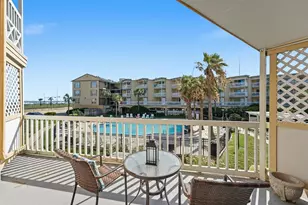 6300 Seawall Blvd, Galveston, TX 77551 - Photo 20