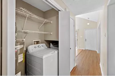 10164 Oakberry Street, Houston, TX 77042 - Photo 8