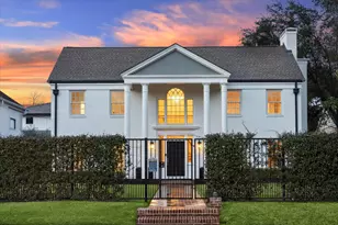 2440 Inwood Dr, Houston, TX 77019 - Photo 1