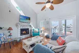 1426 Tiki Dr, Tiki Island, TX 77554 - Photo 10