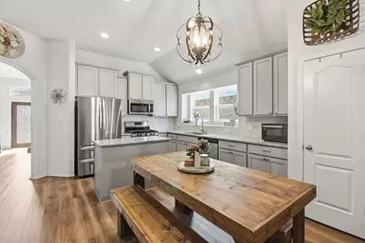 1705 Diamond Mountain Drive, Rosharon, TX 77583 - Photo 8